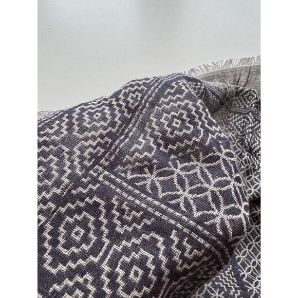NWT ROOTS Saguenay Geometric Print Cotton Gauze 79" x 39" Rectangle Scarf Shawl - Picture 5 of 9
